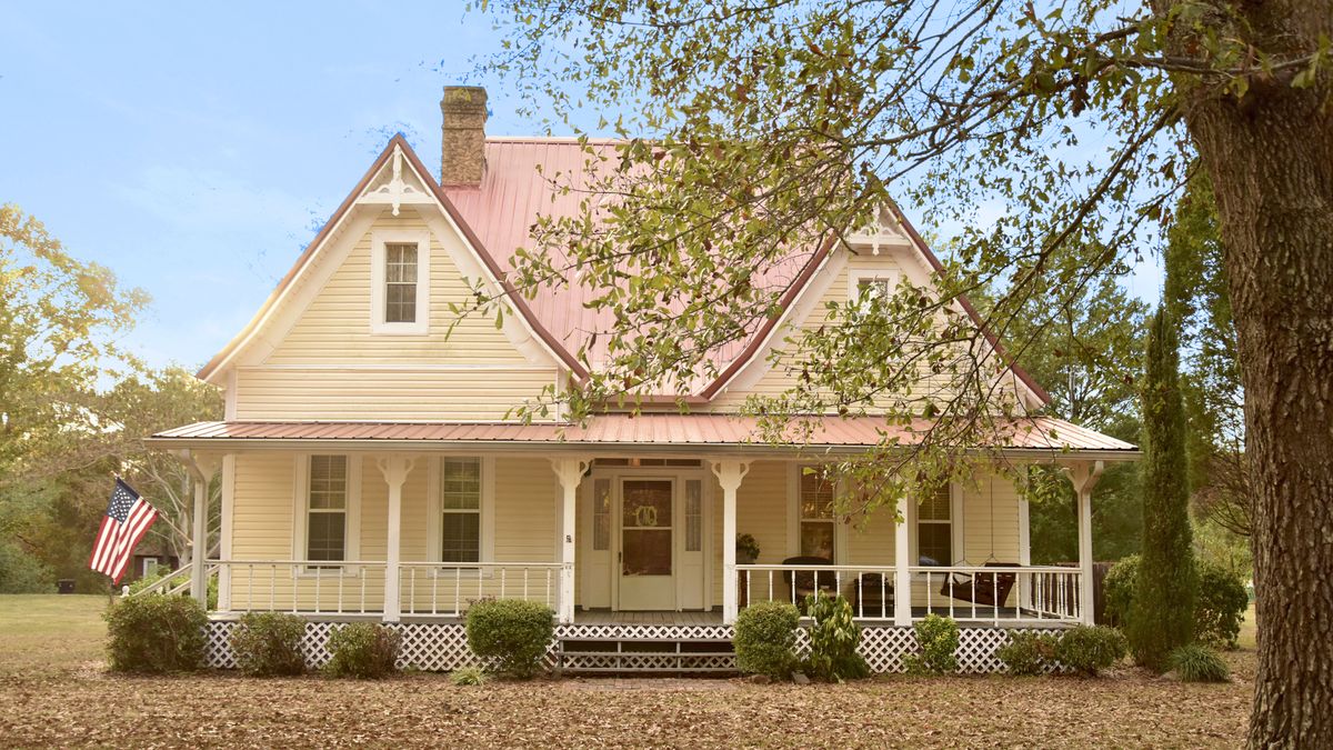 old farm houses for sale near me