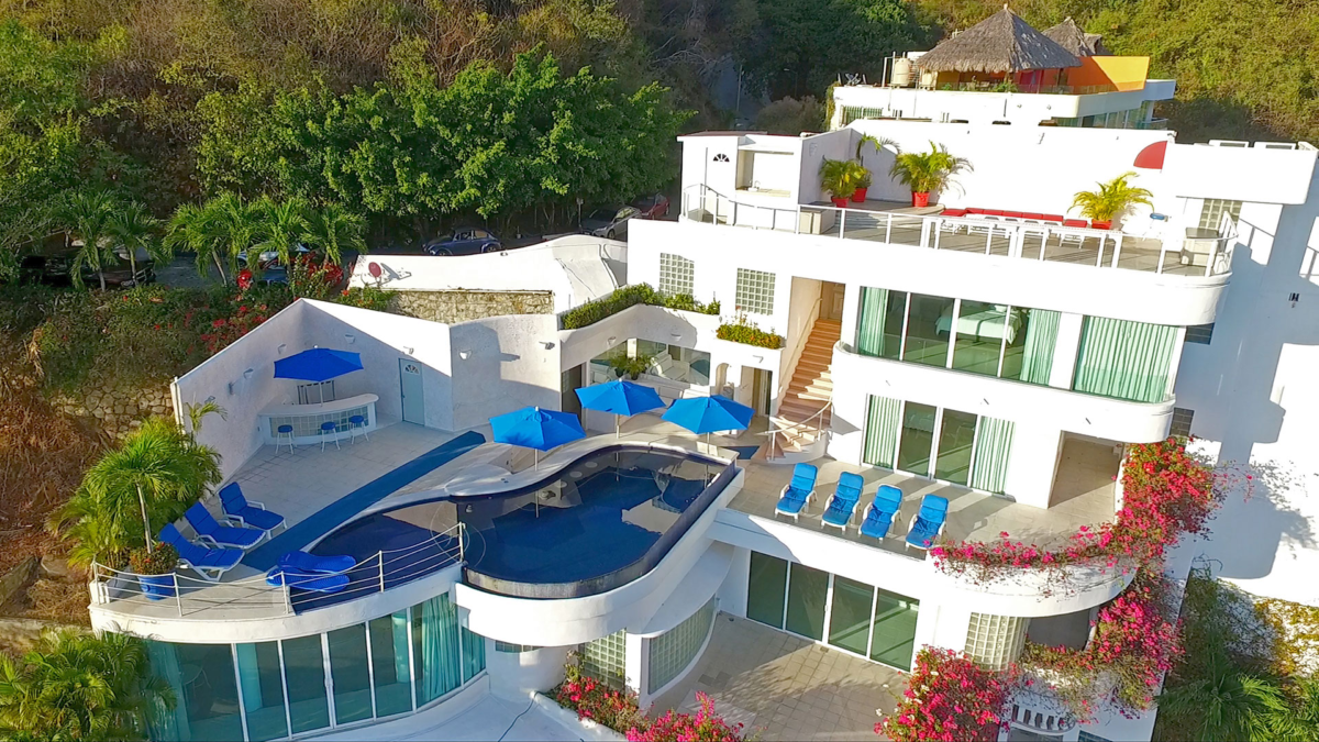 Exploring the Luxurious World of Mexico Mansions: A Guide to Elegance and Opulence